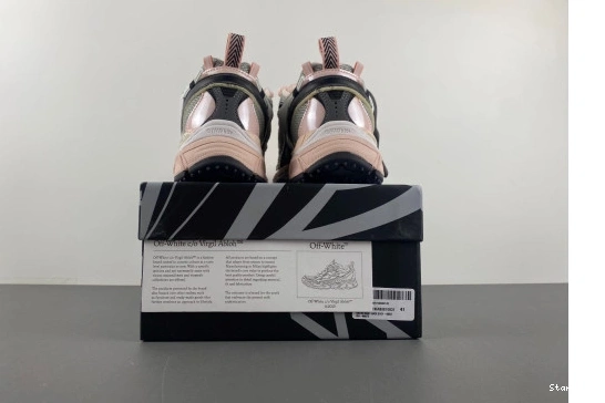Right Back OFF-WHITE Be 1005